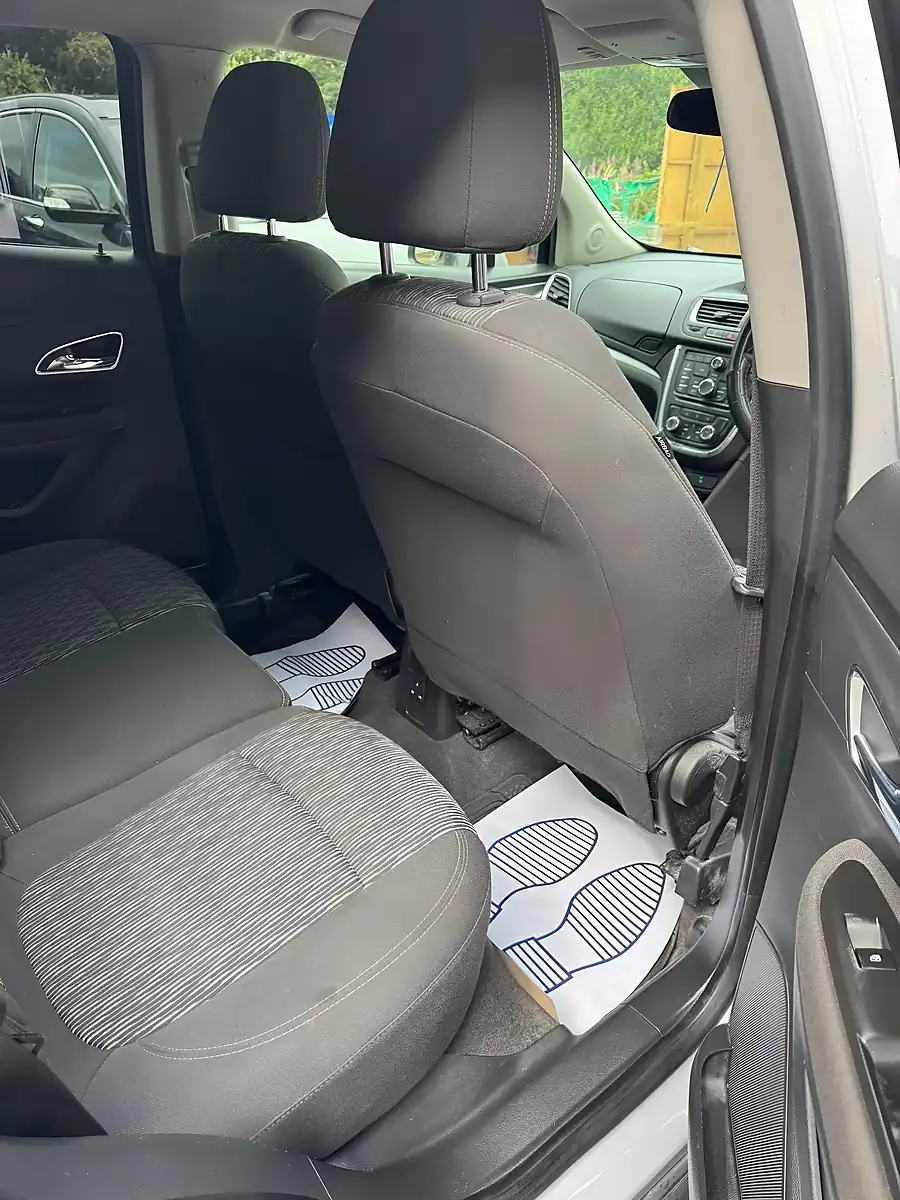 Used 2016 Vauxhall Mokka - Interior and Exterior details 9