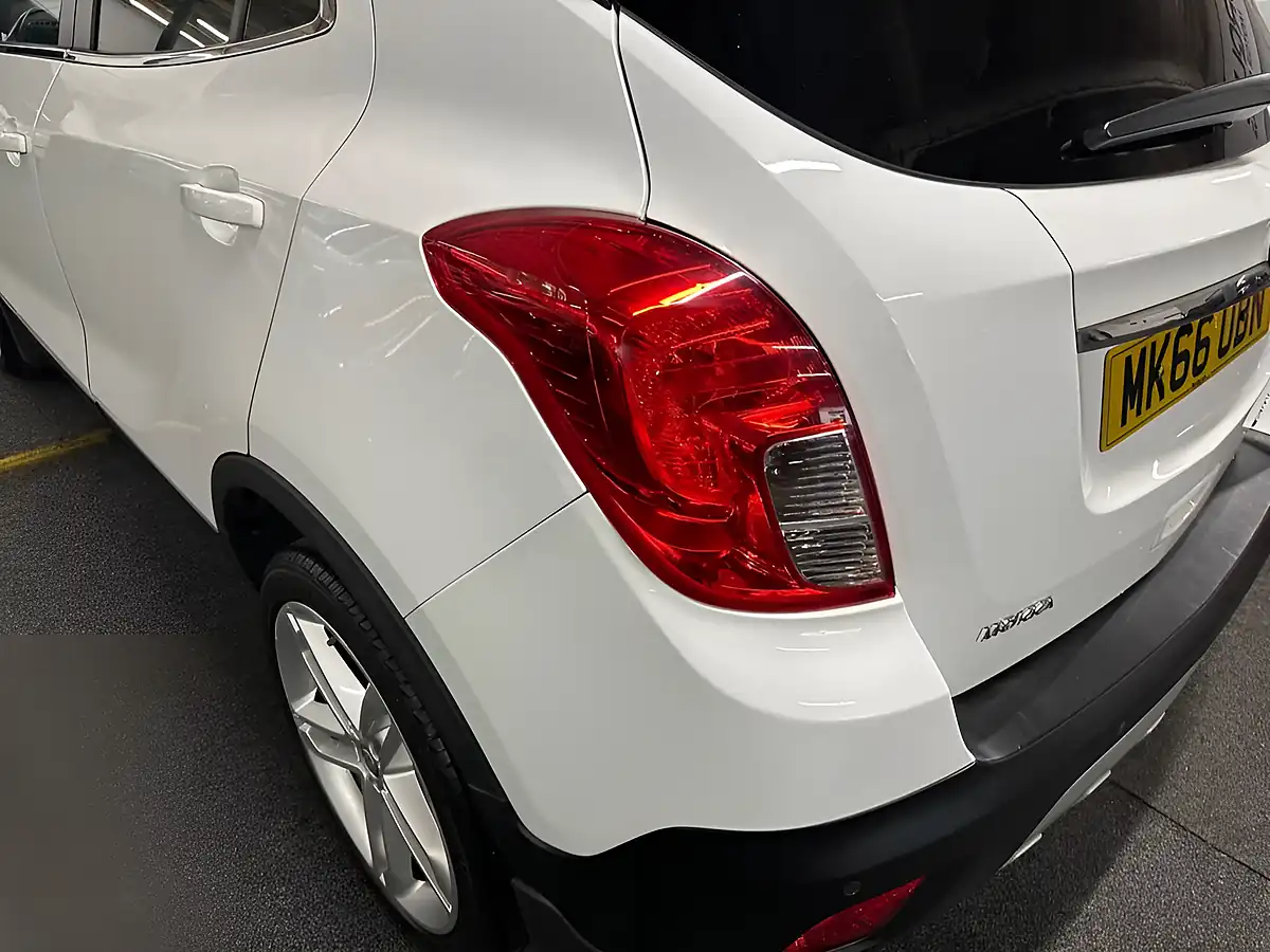 Used 2016 Vauxhall Mokka Limited Edition White - Interior and Exterior details 11