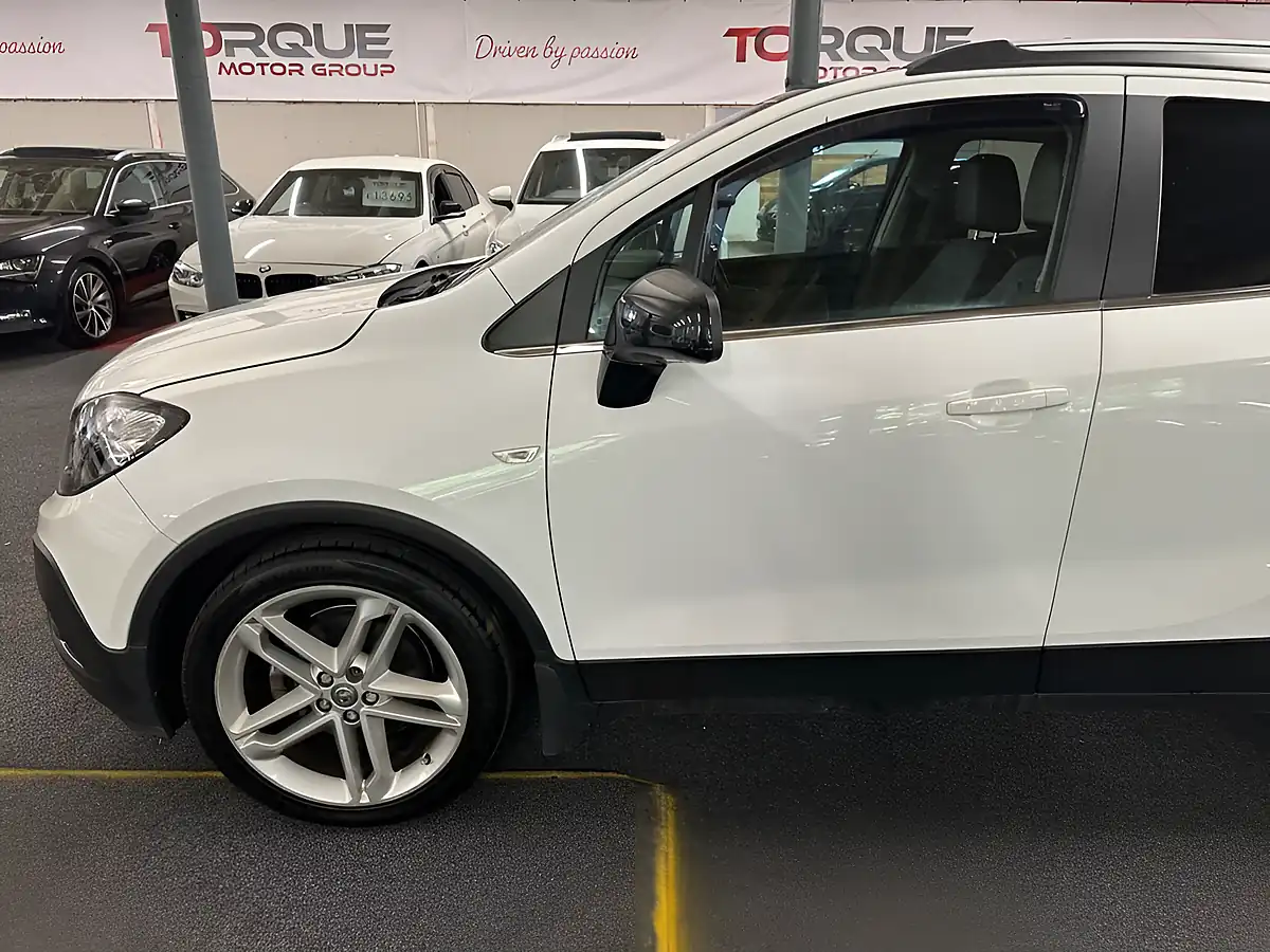 Used 2016 Vauxhall Mokka Limited Edition White - Interior and Exterior details 5
