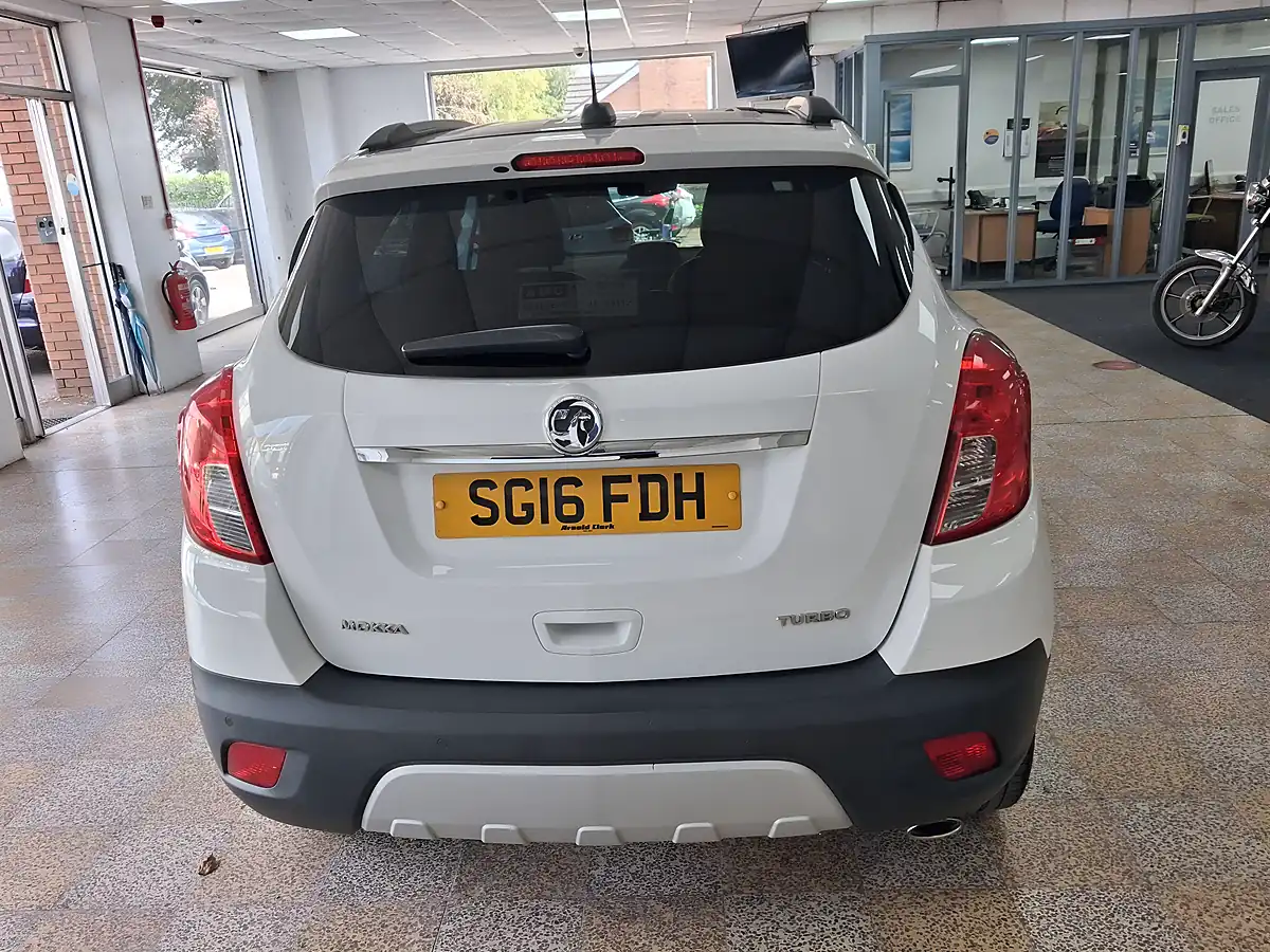 Used 2016 Vauxhall Mokka Limited Edition White - Interior and Exterior details 13