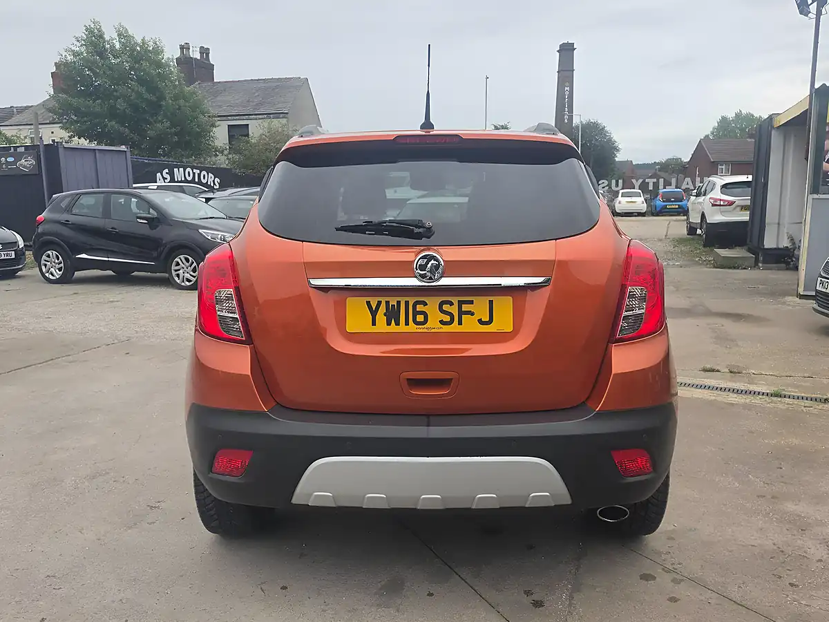 Used 2016 Vauxhall Mokka Se 4WD Orange - Interior and Exterior details 6