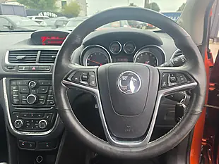Used 2016 Vauxhall Mokka Se 4WD Orange - Interior and Exterior details 9