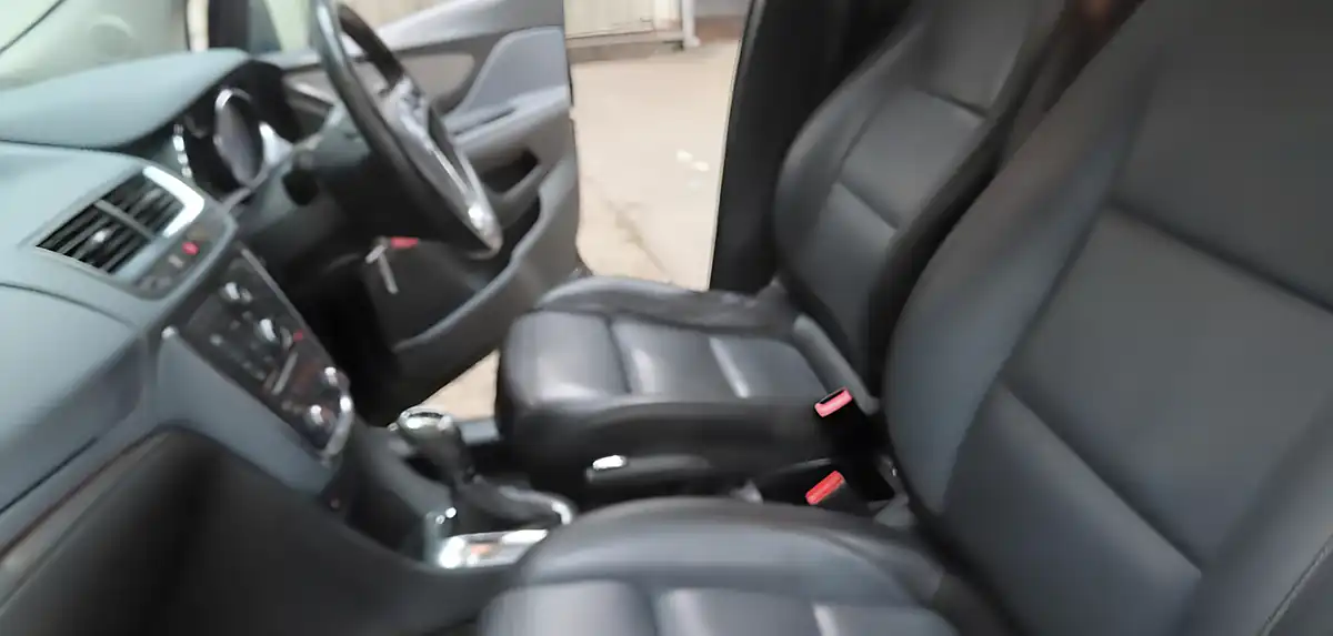 Used 2016 Vauxhall Mokka Se Black - Interior and Exterior details 2
