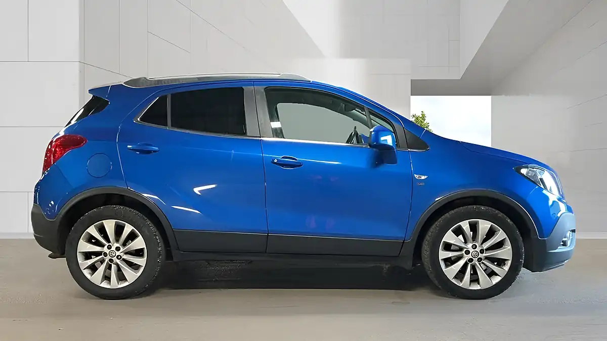 Used 2016 Vauxhall Mokka Se Blue - Interior and Exterior details 5