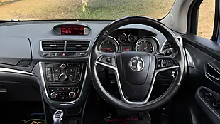 Used 2016 Vauxhall Mokka Se Blue - Interior and Exterior details 12
