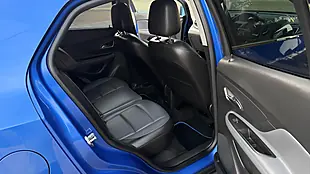 Used 2016 Vauxhall Mokka Se Blue - Interior and Exterior details 14