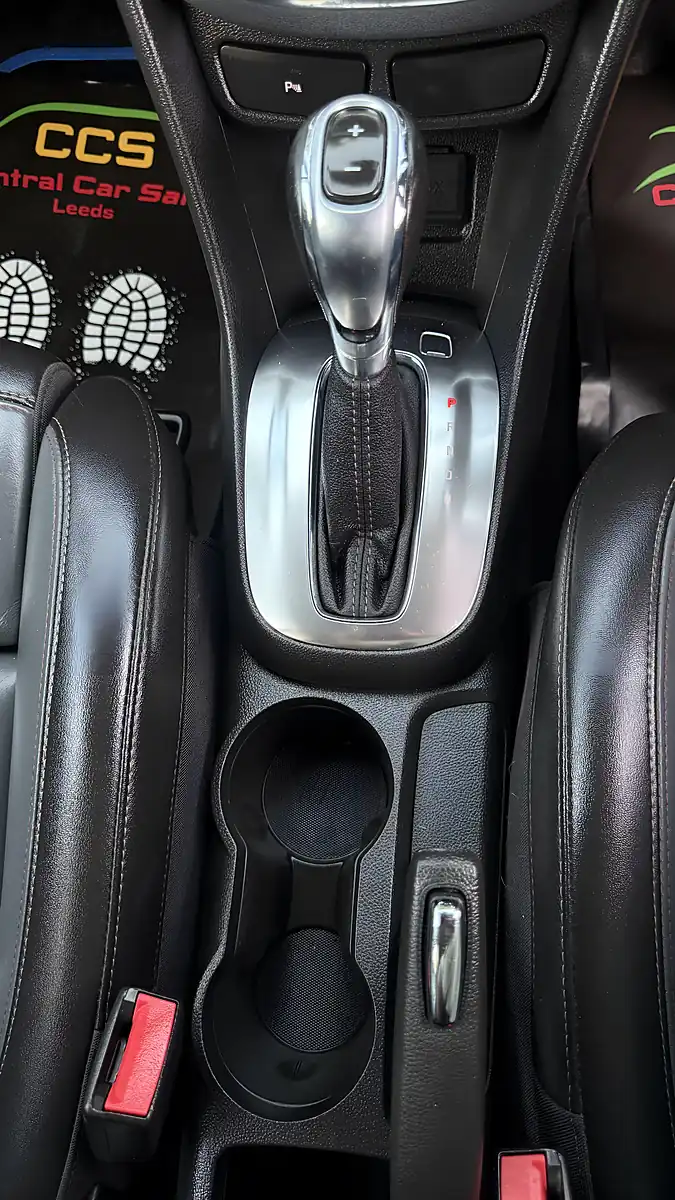 Used 2016 Vauxhall Mokka Se Blue - Interior and Exterior details 16