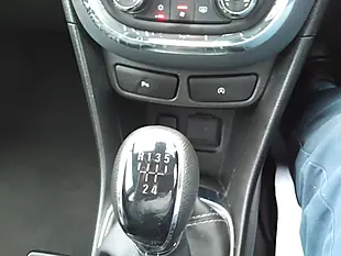 Used 2016 Vauxhall Mokka Se Blue - Interior and Exterior details 17