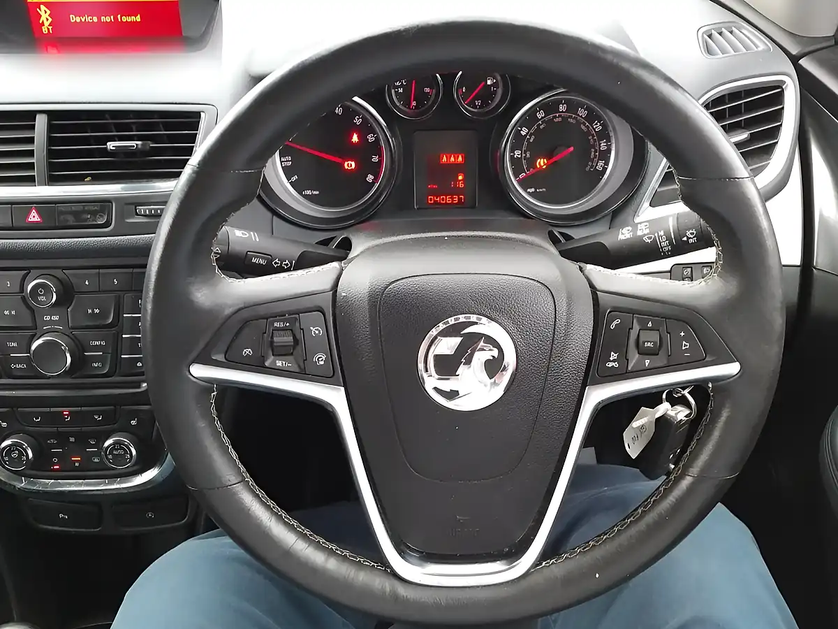 Used 2016 Vauxhall Mokka Se Blue - Interior and Exterior details 20