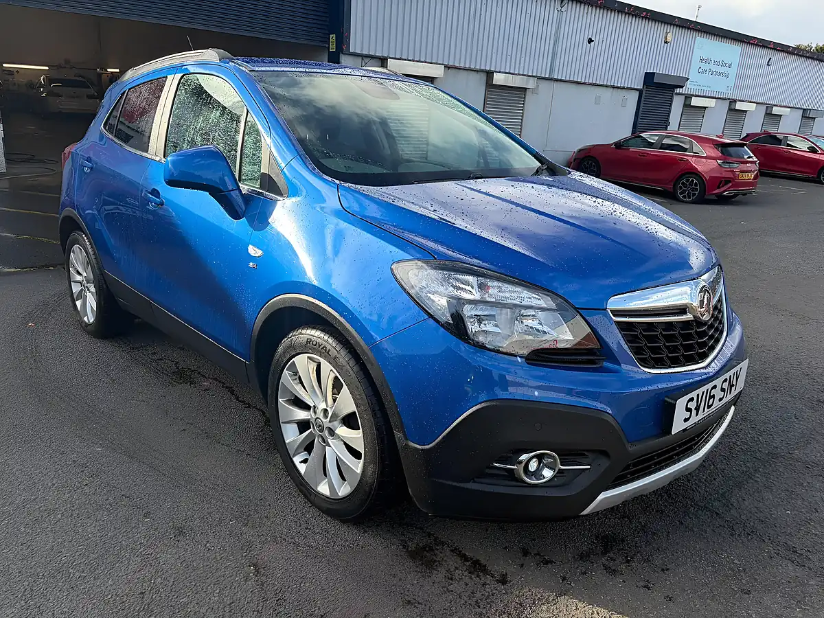 Used 2016 Vauxhall Mokka Se Blue - Interior and Exterior details 3