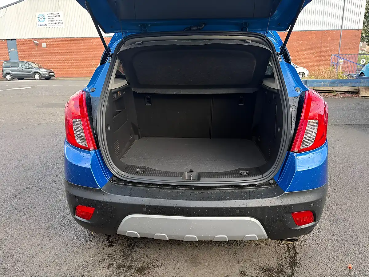Used 2016 Vauxhall Mokka Se Blue - Interior and Exterior details 9
