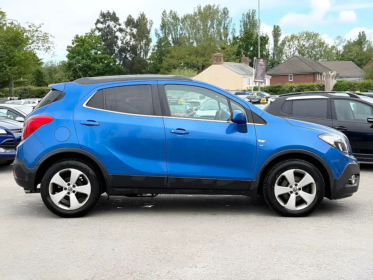 Used 2016 Vauxhall Mokka Se Blue - Interior and Exterior details 15