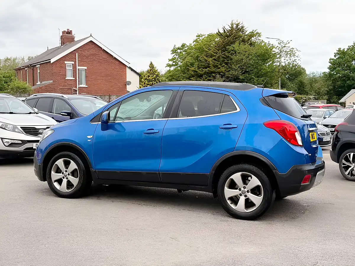 Used 2016 Vauxhall Mokka Se Blue - Interior and Exterior details 7