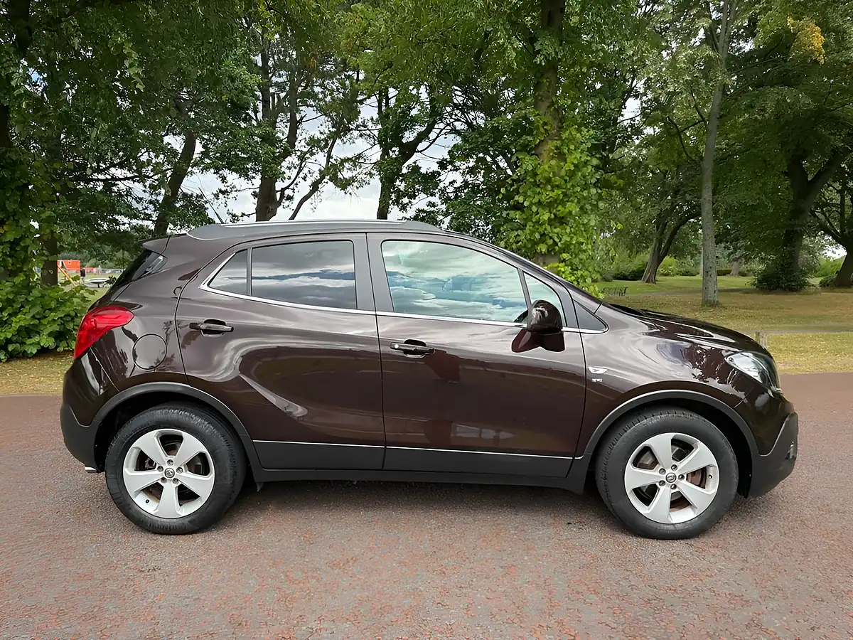 Used 2016 Vauxhall Mokka Se Brown - Interior and Exterior details 2