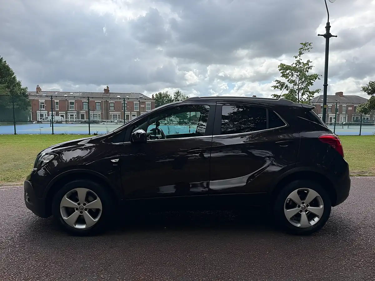 Used 2016 Vauxhall Mokka Se Brown - Interior and Exterior details 4