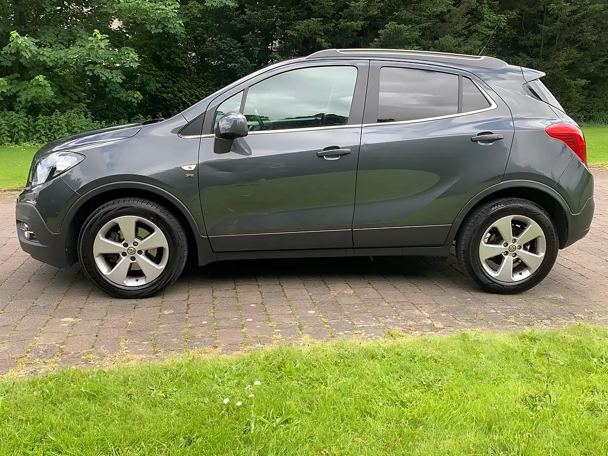 Used 2016 Vauxhall Mokka Se Grey - Interior and Exterior details 11