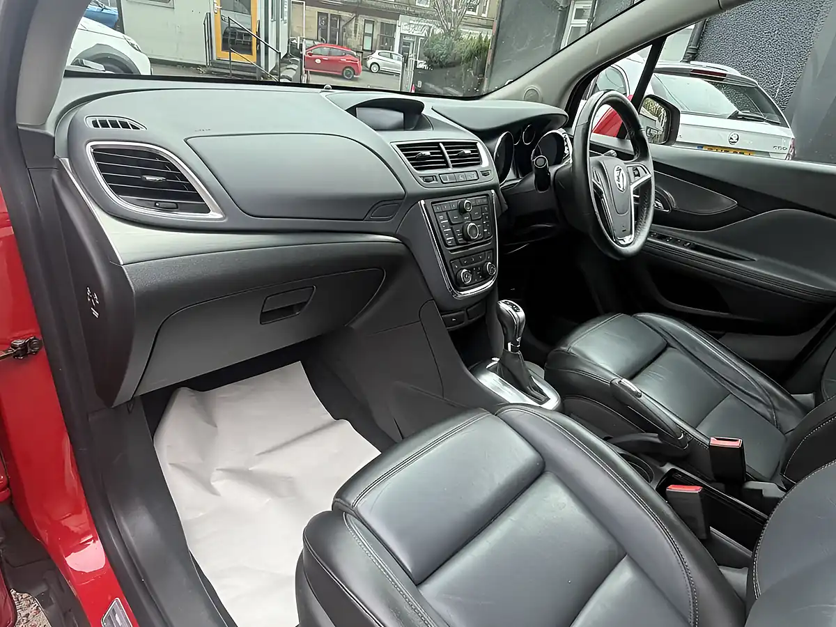 Used 2016 Vauxhall Mokka Se Red - Interior and Exterior details 12