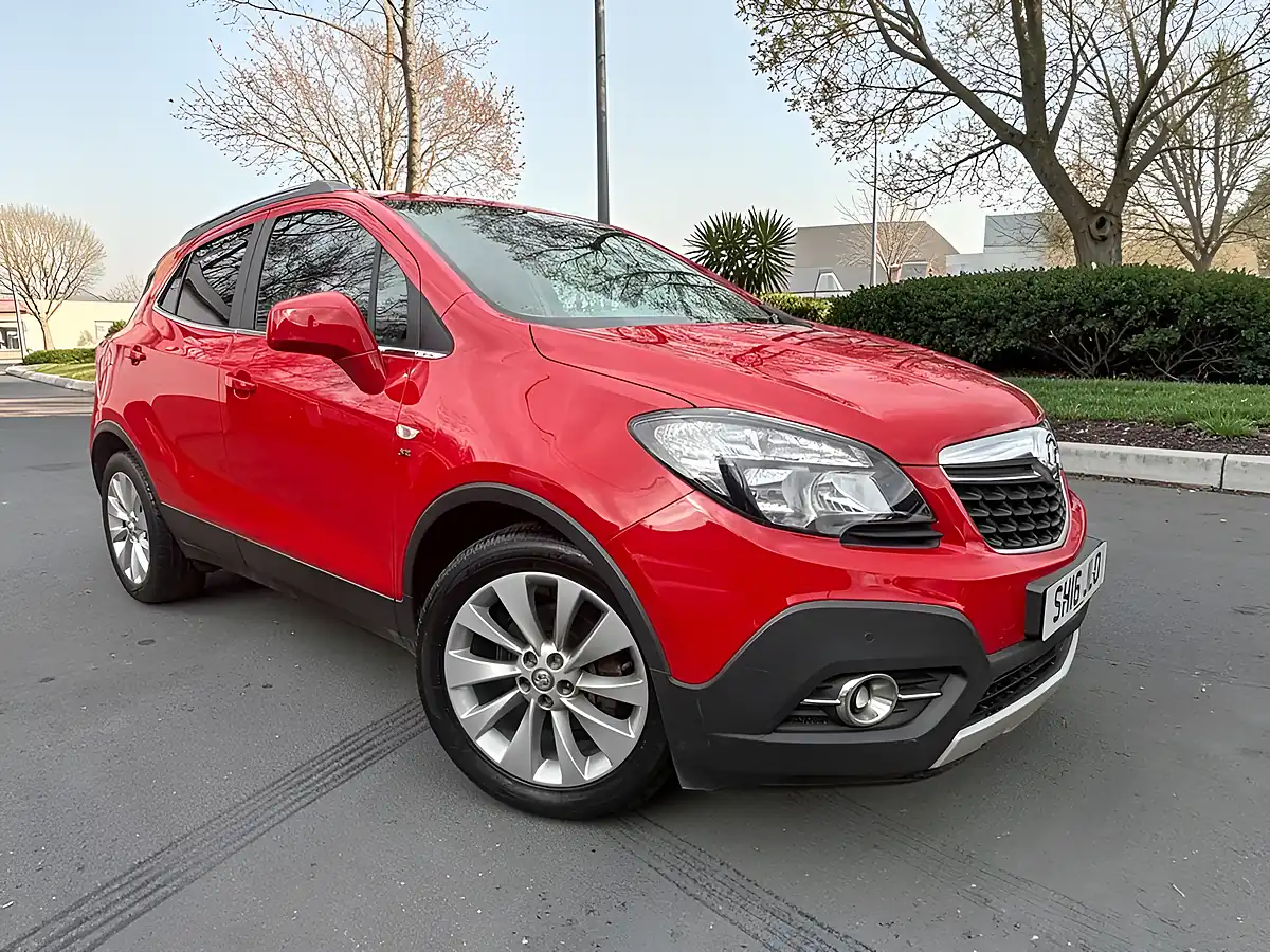 Used 2016 Vauxhall Mokka Se Red - Interior and Exterior details 2