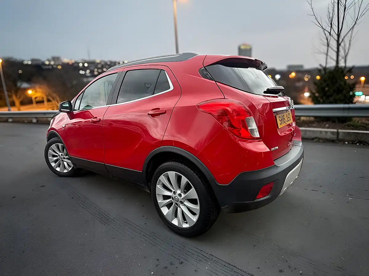 Used 2016 Vauxhall Mokka Se Red - Interior and Exterior details 5