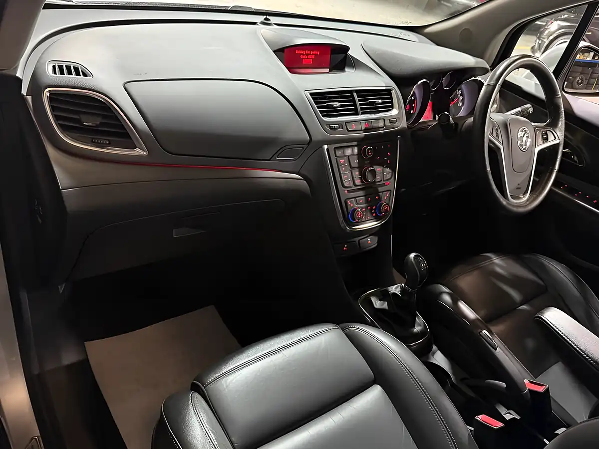 Used 2016 Vauxhall Mokka Se Silver - Interior and Exterior details 20