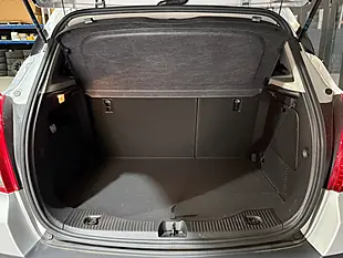 Used 2016 Vauxhall Mokka Se Silver - Interior and Exterior details 7
