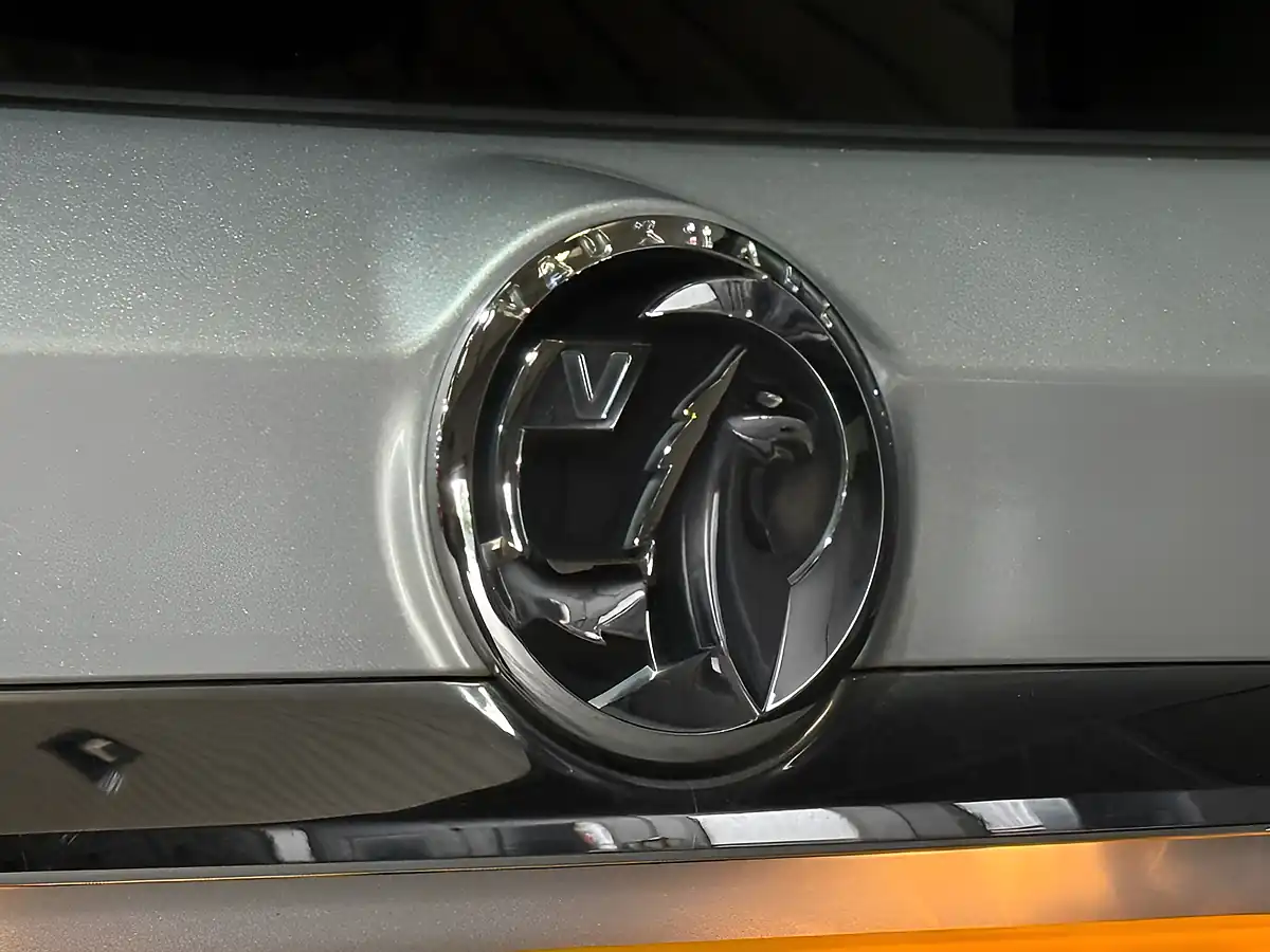 Used 2016 Vauxhall Mokka Se Silver - Interior and Exterior details 9