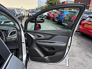 Used 2016 Vauxhall Mokka Se Silver - Interior and Exterior details 10