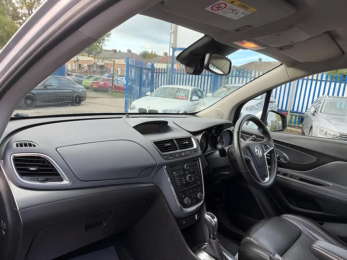 Used 2016 Vauxhall Mokka Se Silver - Interior and Exterior details 10