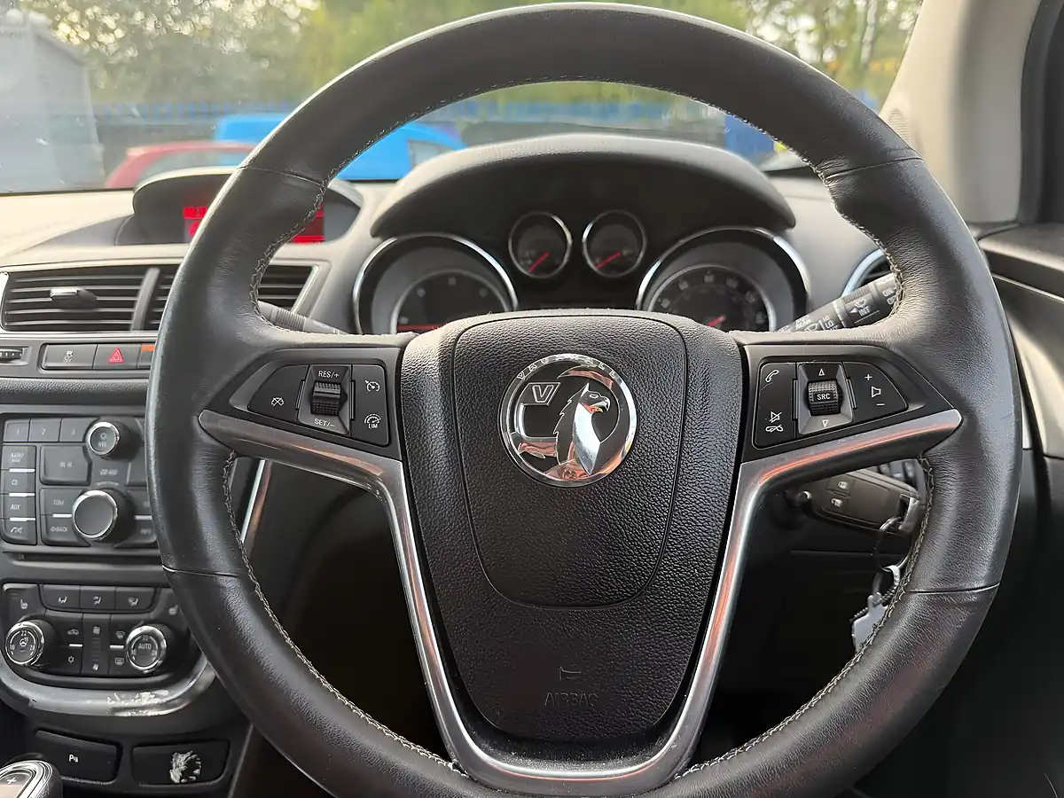 Used 2016 Vauxhall Mokka Se Silver - Interior and Exterior details 12