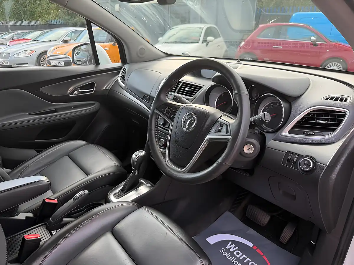 Used 2016 Vauxhall Mokka Se Silver - Interior and Exterior details 8