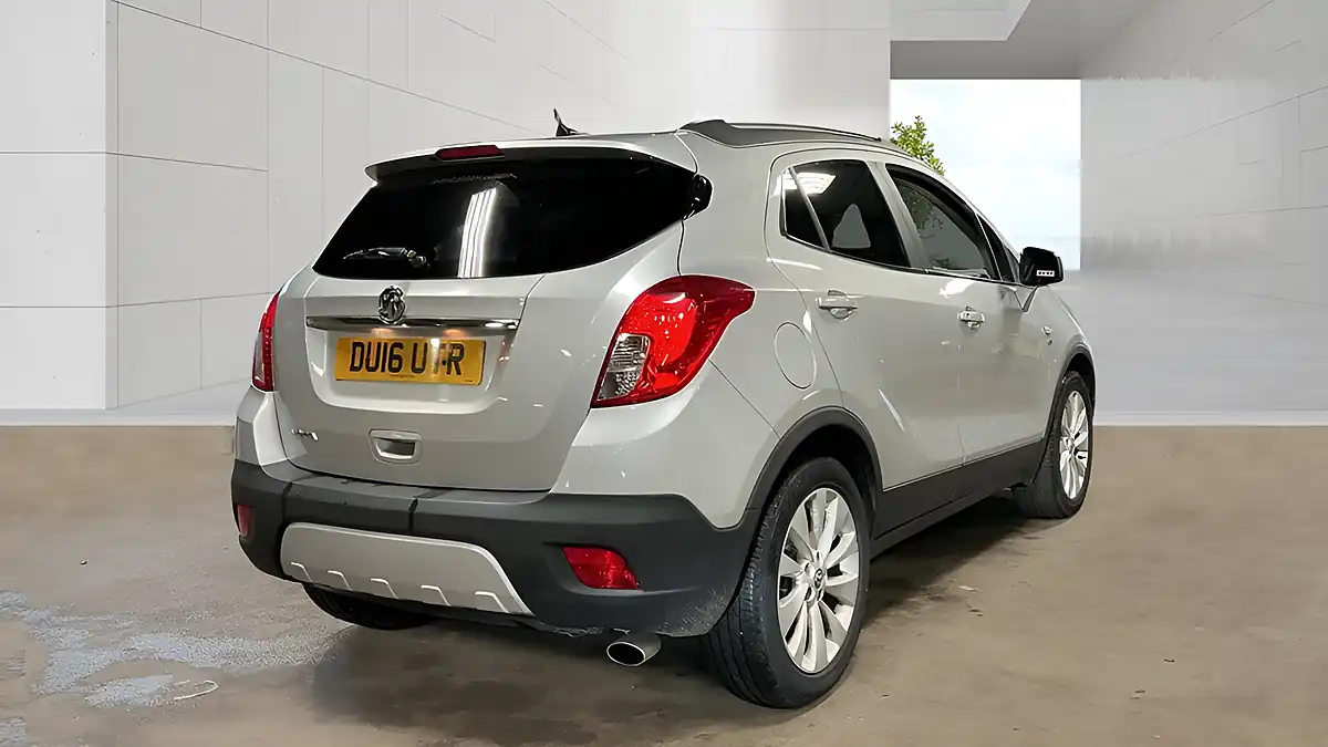 Used 2016 Vauxhall Mokka Se Silver - Interior and Exterior details 4
