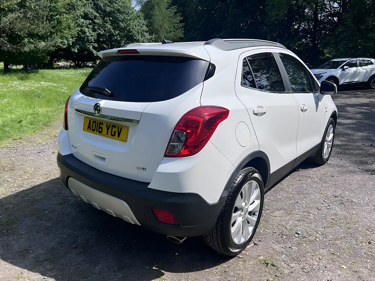 Used 2016 Vauxhall Mokka Se White - Interior and Exterior details 6