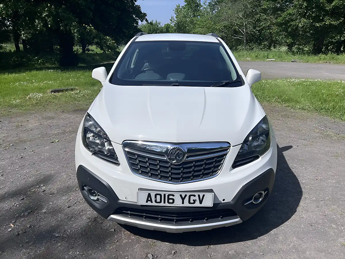 Used 2016 Vauxhall Mokka Se White - Interior and Exterior details 9