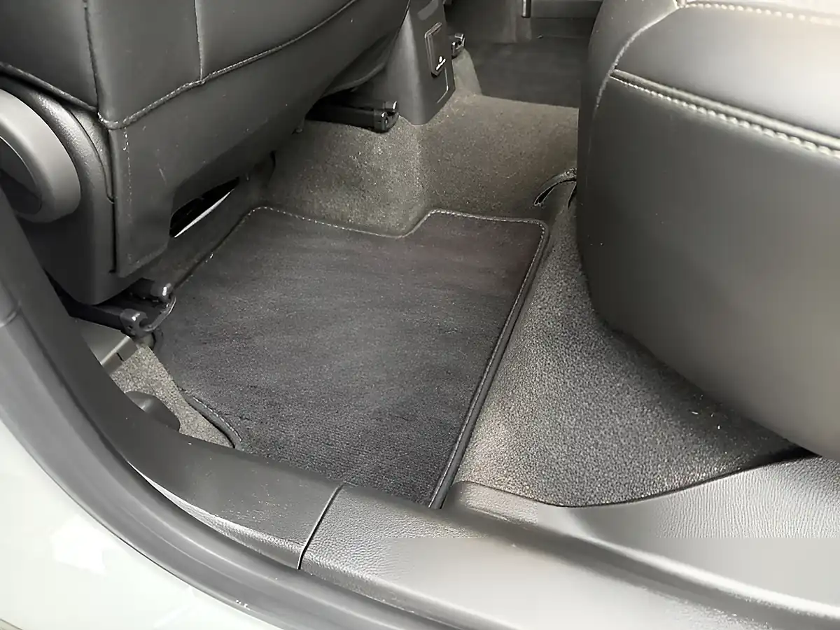 Used 2016 Vauxhall Mokka Se White - Interior and Exterior details 14