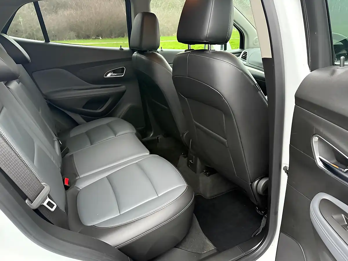 Used 2016 Vauxhall Mokka Se White - Interior and Exterior details 17