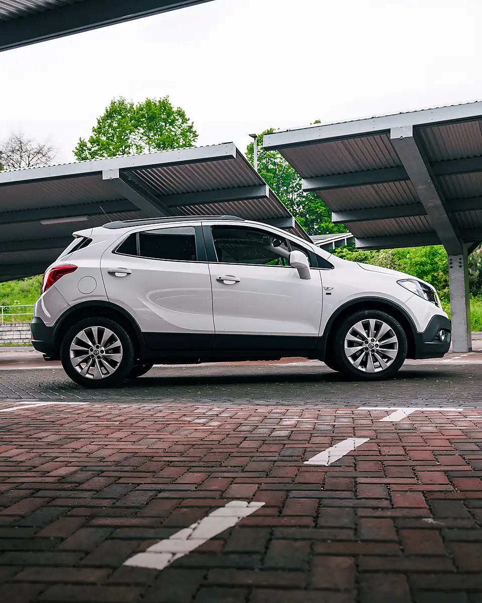 Used 2016 Vauxhall Mokka Se White - Interior and Exterior details 10