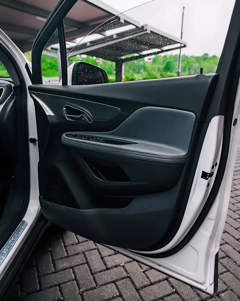 Used 2016 Vauxhall Mokka Se White - Interior and Exterior details 18