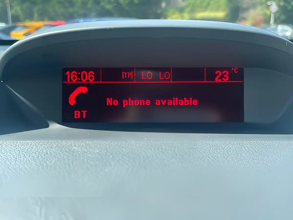 Used 2016 Vauxhall Mokka Se White - Interior and Exterior details 15