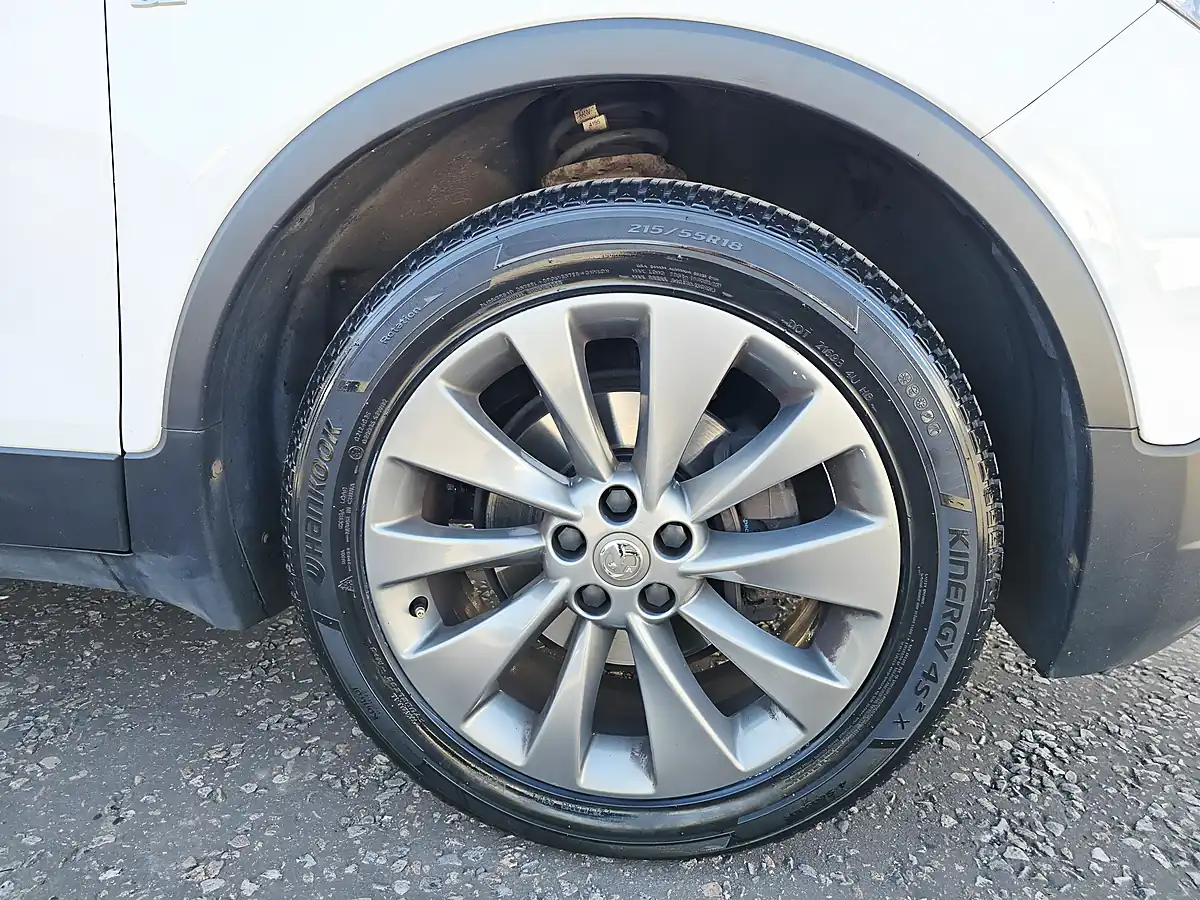 Used 2016 Vauxhall Mokka Se White - Interior and Exterior details 19