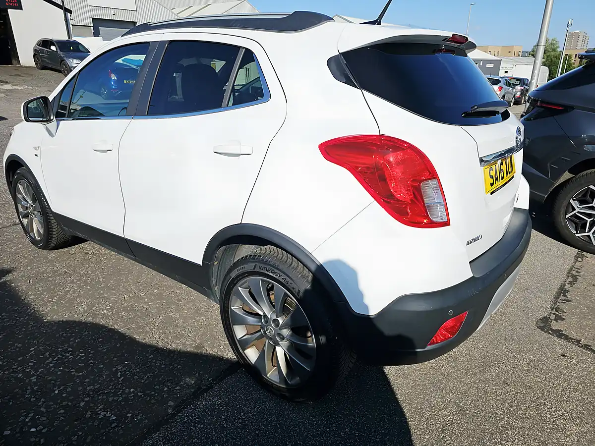 Used 2016 Vauxhall Mokka Se White - Interior and Exterior details 3