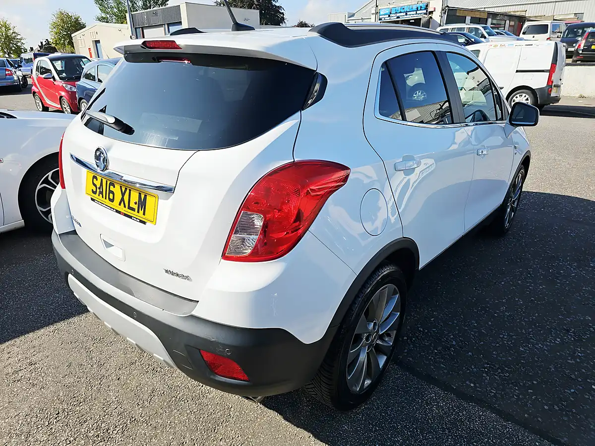 Used 2016 Vauxhall Mokka Se White - Interior and Exterior details 5