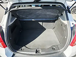 Used 2016 Vauxhall Mokka Se White - Interior and Exterior details 9