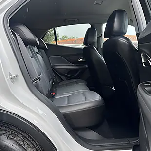 Used 2016 Vauxhall Mokka Se White - Interior and Exterior details 12