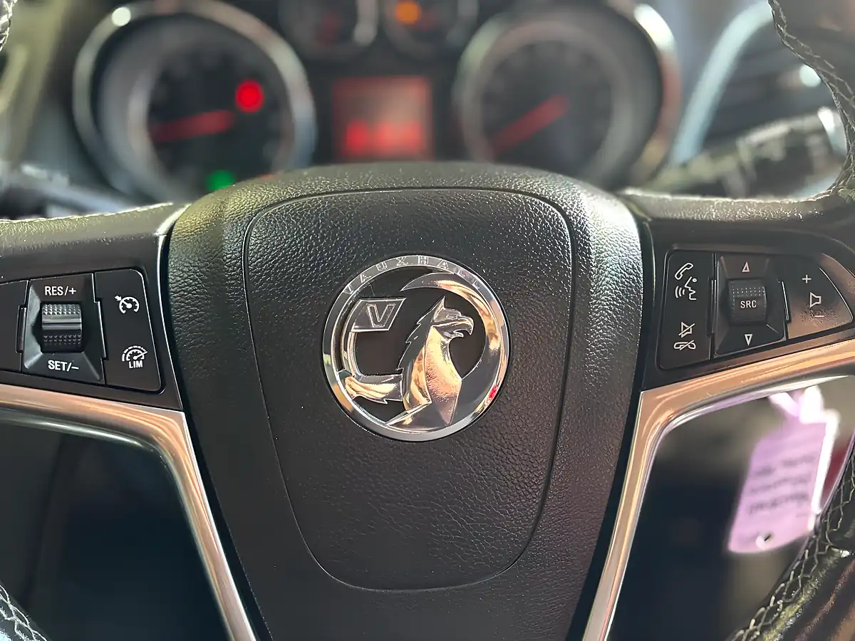 Used 2016 Vauxhall Mokka Tech Line Red - Interior and Exterior details 15