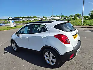 Used 2016 Vauxhall Mokka Tech Line White - Interior and Exterior details 12