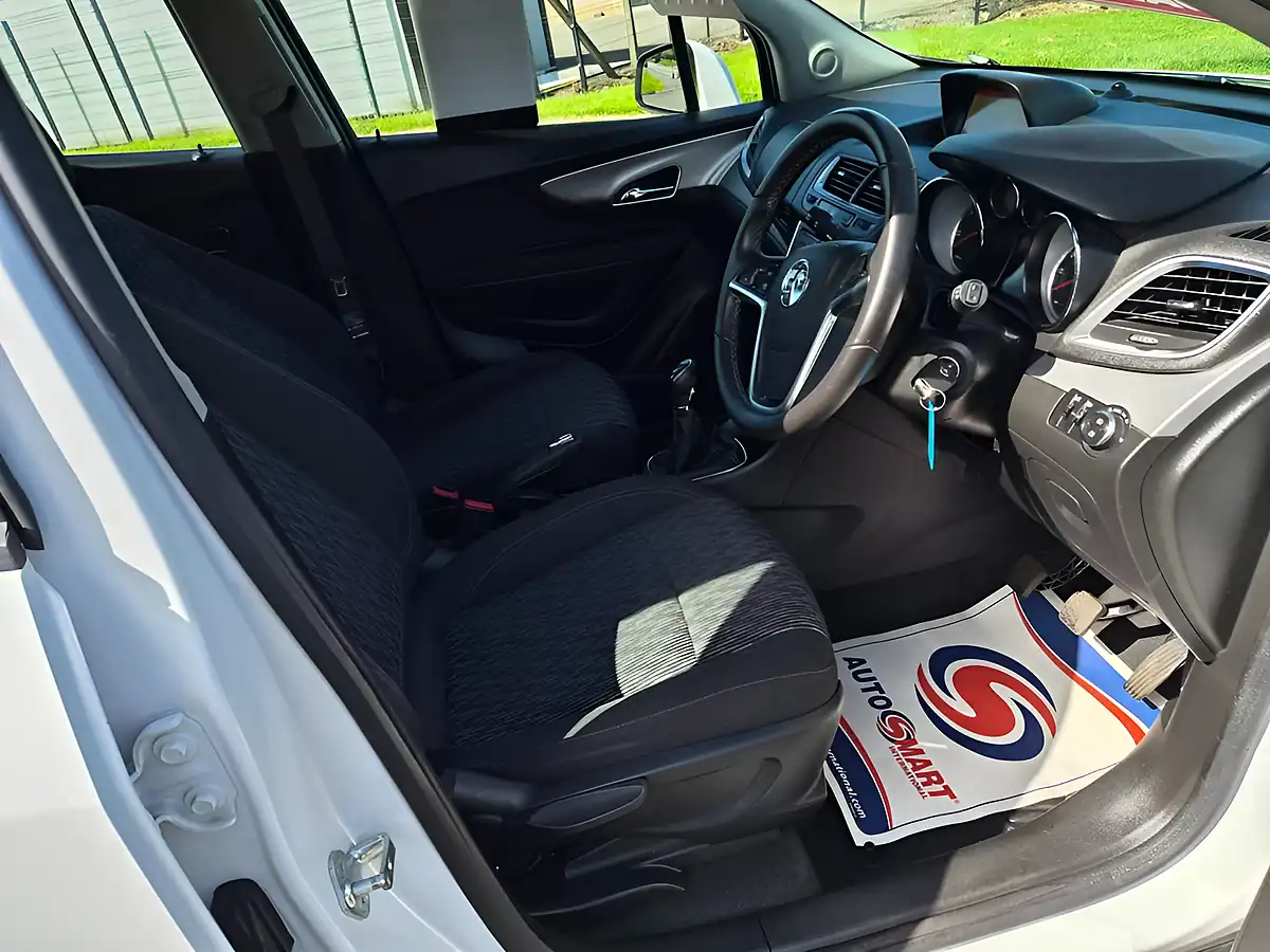 Used 2016 Vauxhall Mokka Tech Line White - Interior and Exterior details 17