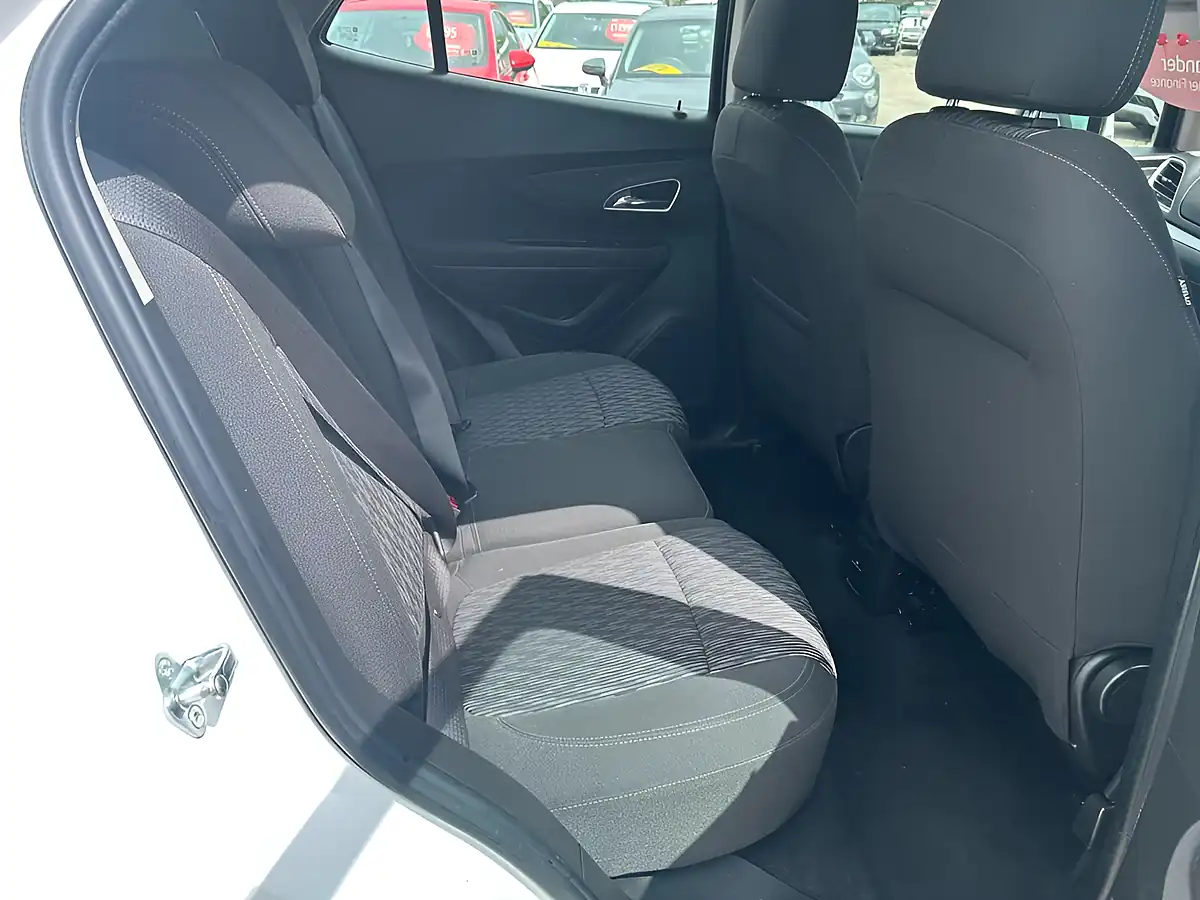 Used 2016 Vauxhall Mokka Tech Line White - Interior and Exterior details 11