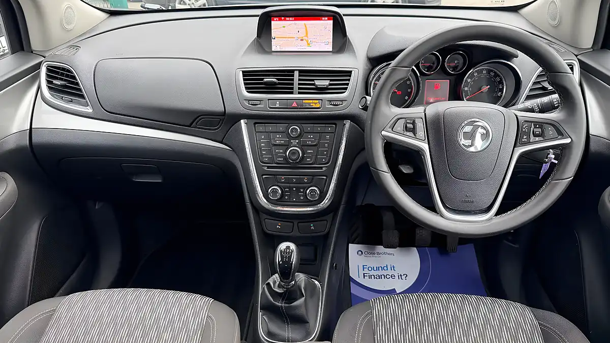 Used 2016 Vauxhall Mokka Tech Line White - Interior and Exterior details 10