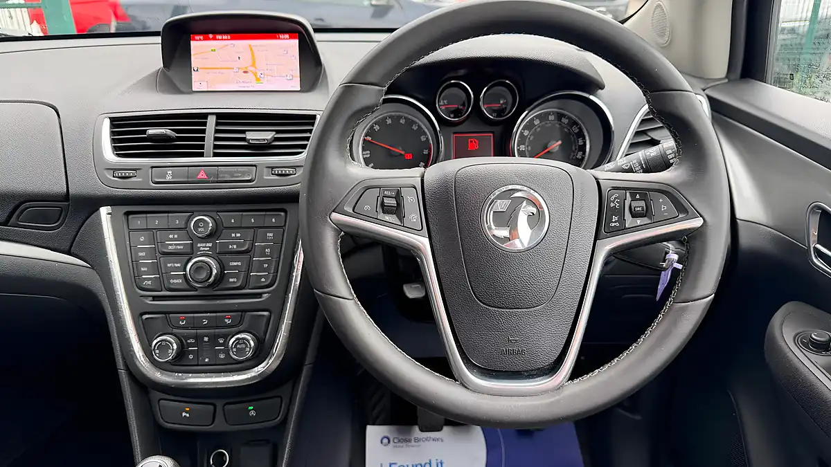 Used 2016 Vauxhall Mokka Tech Line White - Interior and Exterior details 11