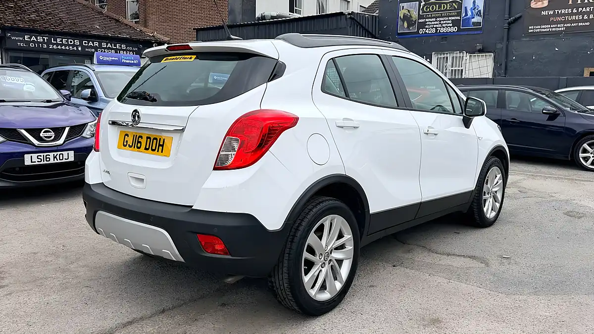 Used 2016 Vauxhall Mokka Tech Line White - Interior and Exterior details 3
